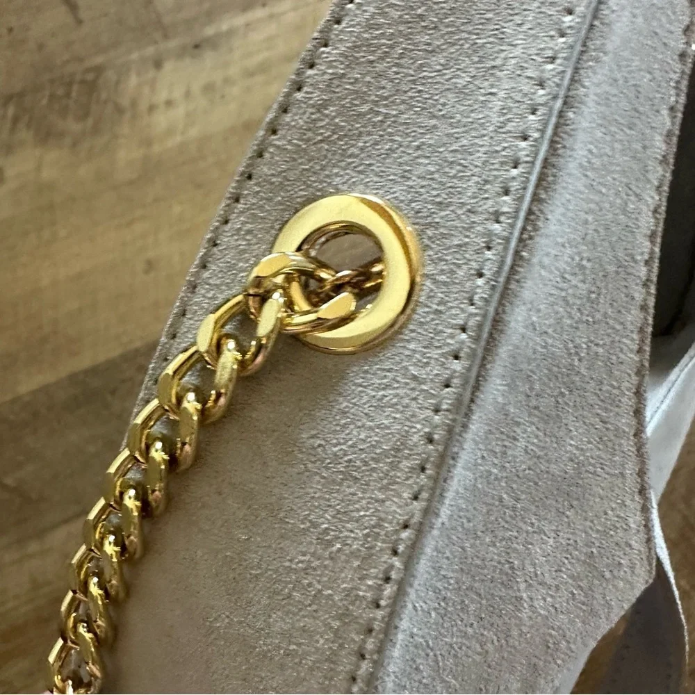 NWT Amerai Linea Moon Bag